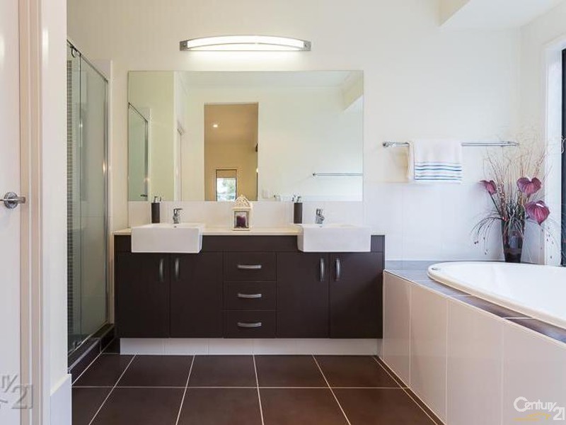 41 Denham Boulevard, Redland Bay QLD 4165