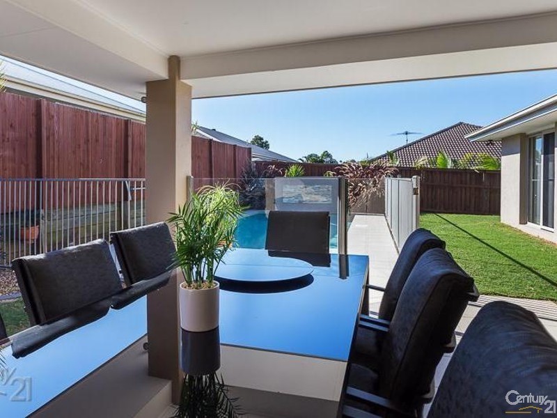 56 Aquila Street, Redland Bay QLD 4165