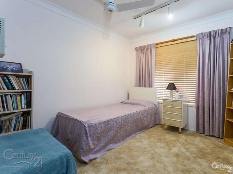 21 Lisa Street, Redland Bay QLD 4165