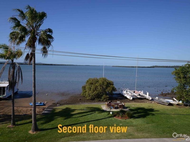 2a Waterfront Easement, Redland Bay QLD 4165