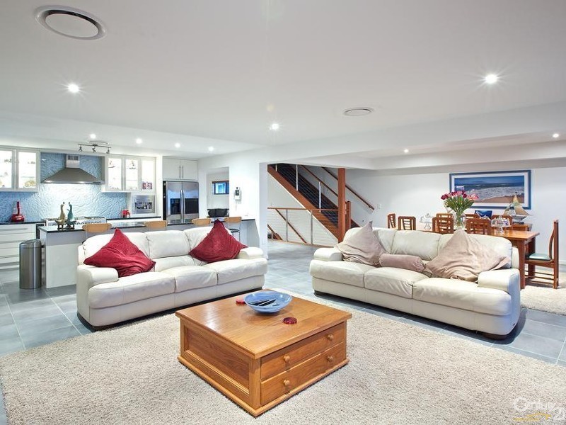 2a Waterfront Easement, Redland Bay QLD 4165
