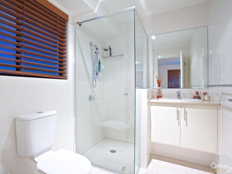 2a Waterfront Easement, Redland Bay QLD 4165