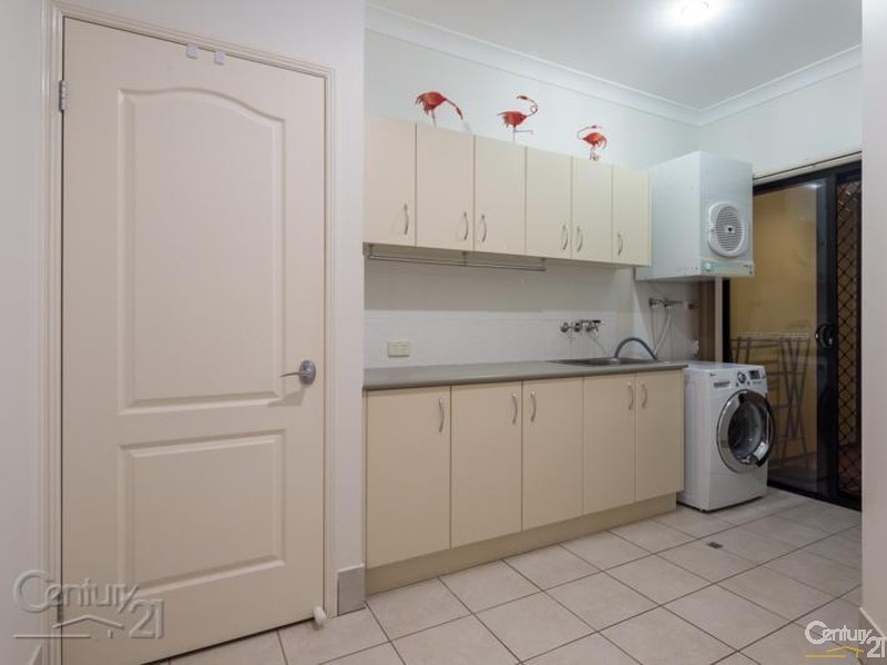 6 Saltwater Place, Redland Bay QLD 4165