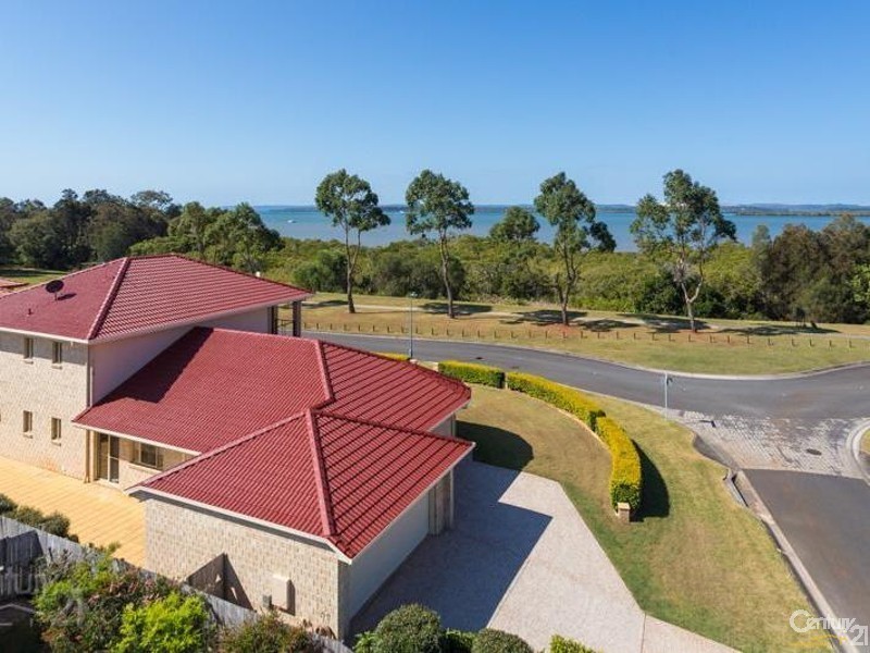 8 Talburpin Esplanade, Redland Bay QLD 4165