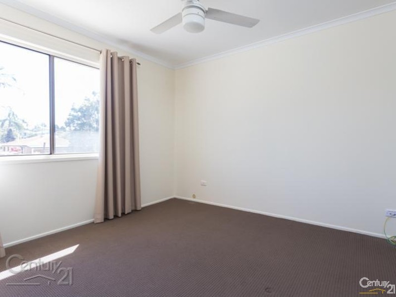 16 Lisa Street, Redland Bay QLD 4165