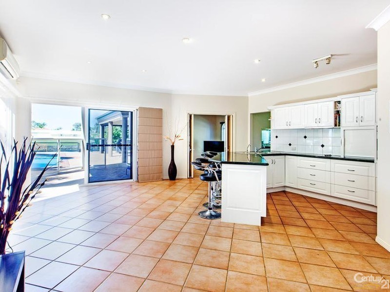 36 Zephyr Court, Birkdale QLD 4159