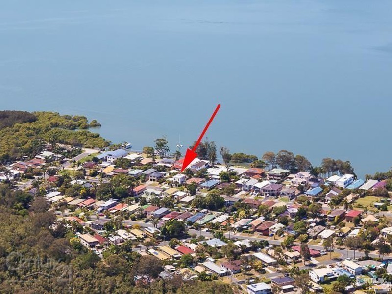 31 Rusbrook Street, Redland Bay QLD 4165