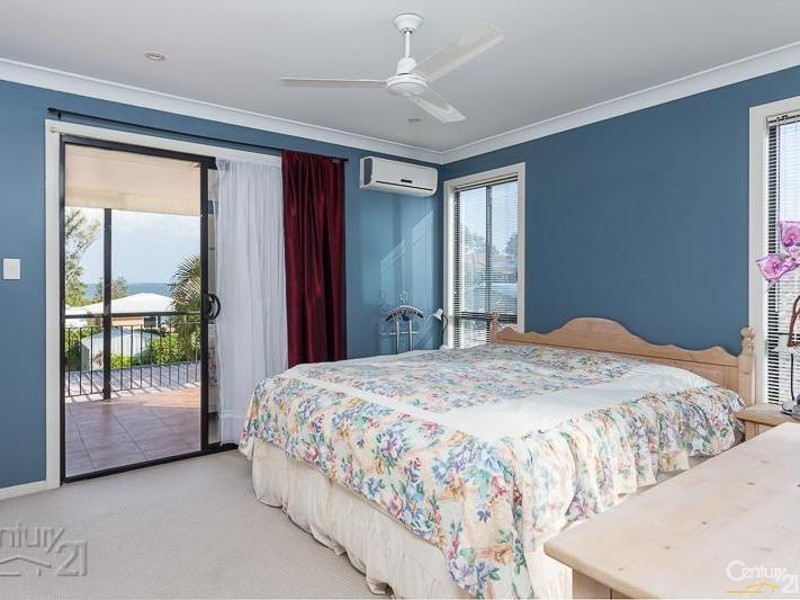 31 Rusbrook Street, Redland Bay QLD 4165