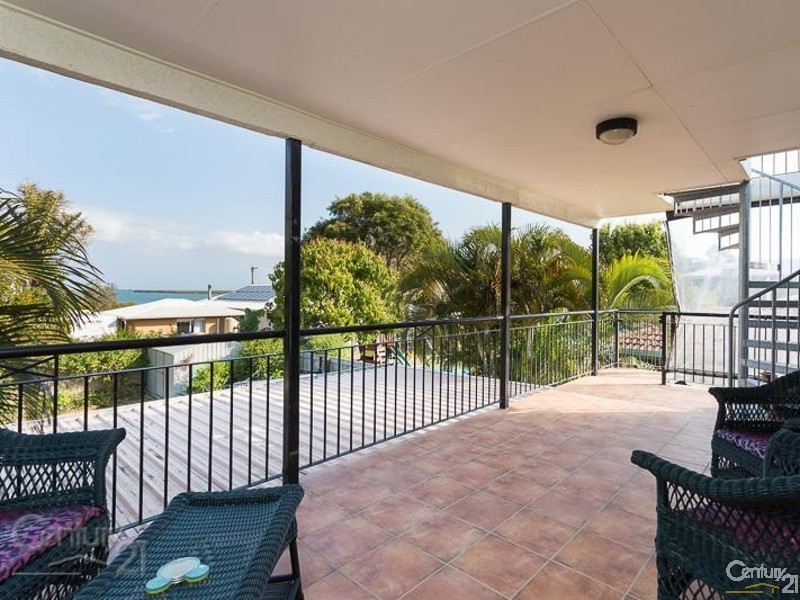 31 Rusbrook Street, Redland Bay QLD 4165