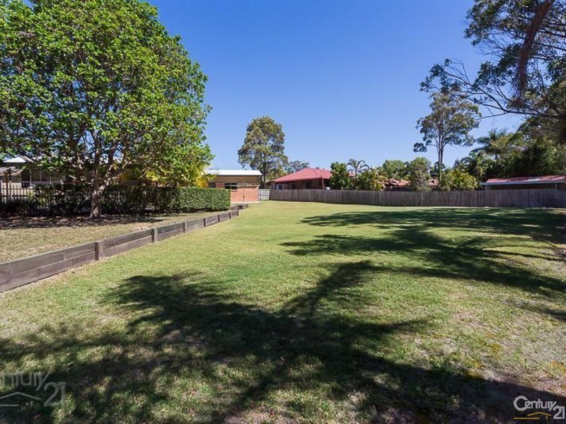 25 Intrepid Drive, Victoria Point QLD 4165