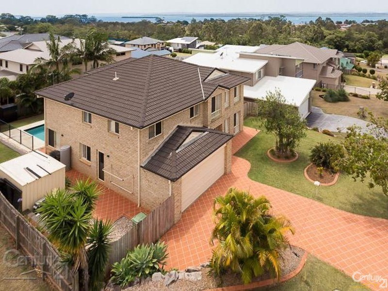 30 Lowe Circuit, Redland Bay QLD 4165