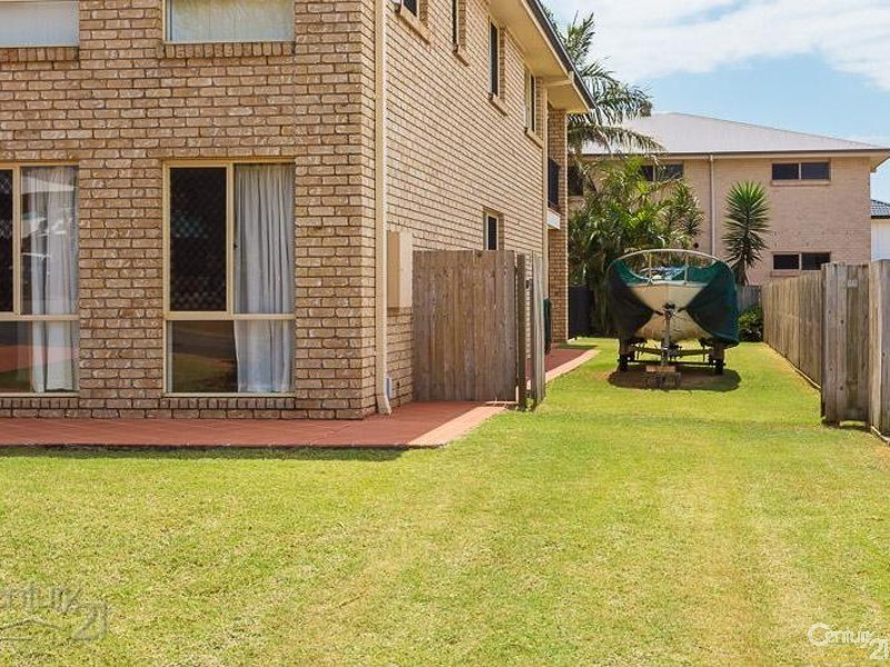 30 Lowe Circuit, Redland Bay QLD 4165