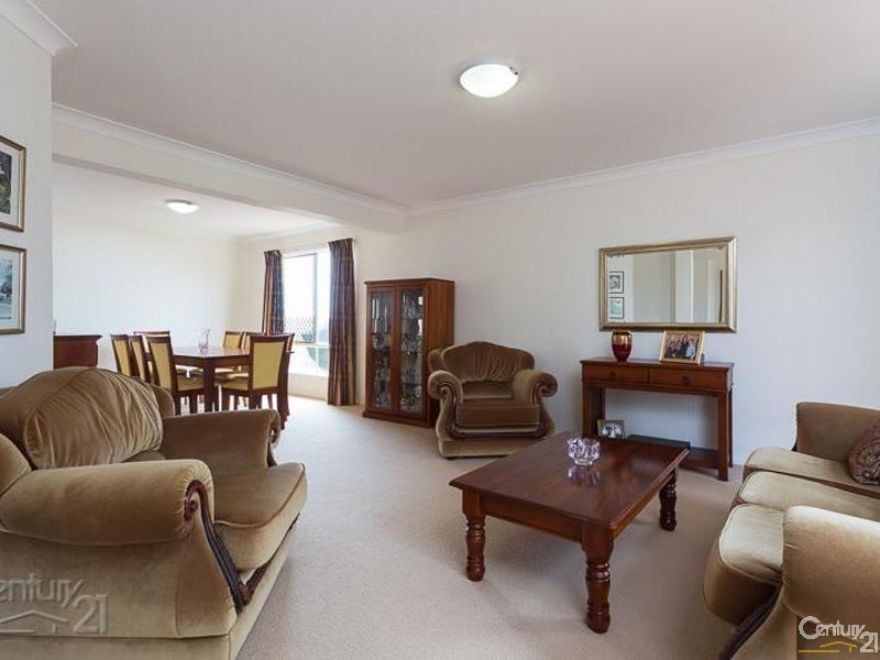 30 Lowe Circuit, Redland Bay QLD 4165