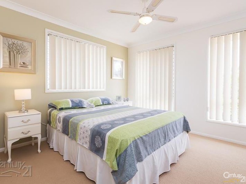 30 Lowe Circuit, Redland Bay QLD 4165