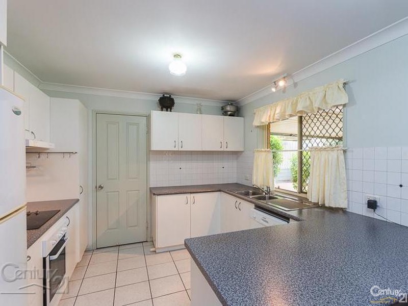 3 Montrose Place, Redland Bay QLD 4165