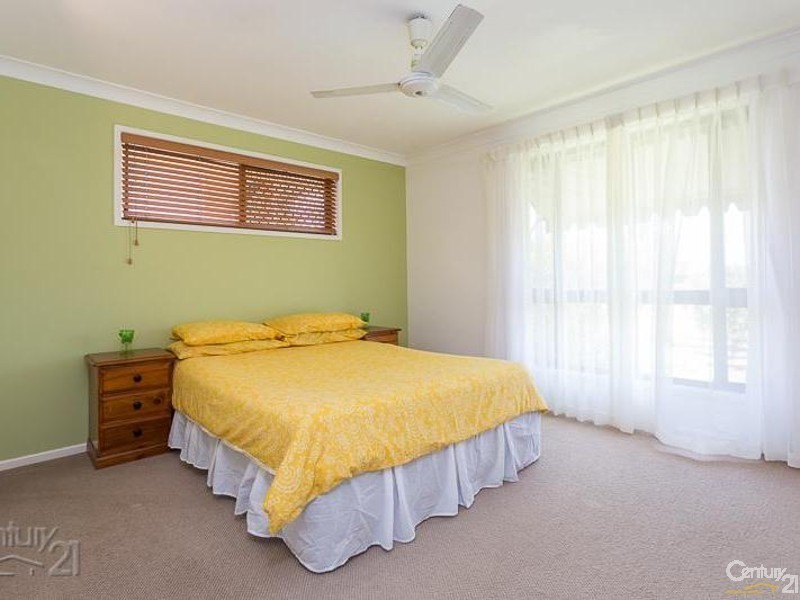 23 Oakland Avenue, Redland Bay QLD 4165