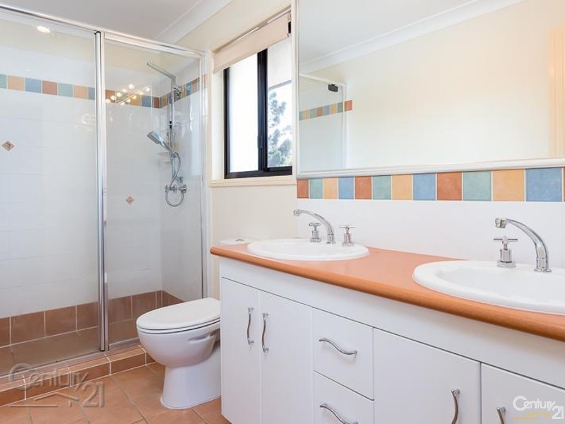 1 Torbay Street, Redland Bay QLD 4165