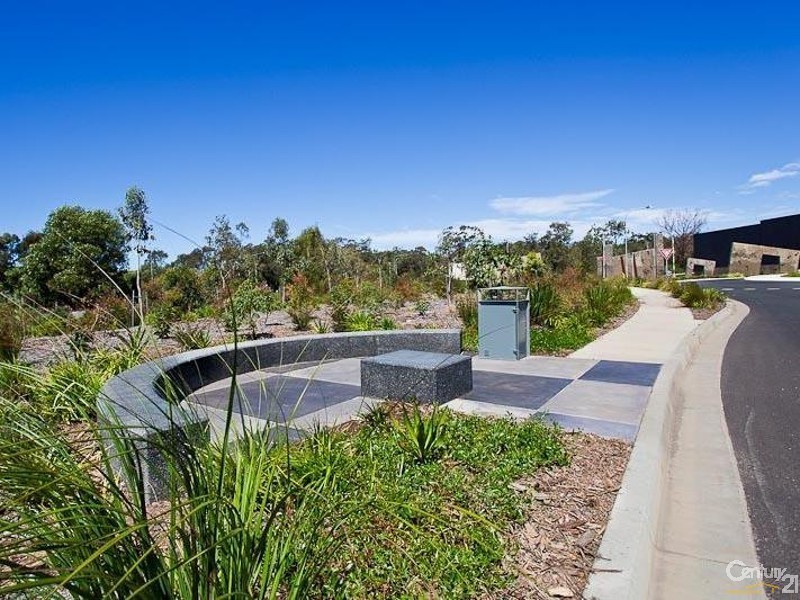 17 Daintree Drive, Redland Bay QLD 4165