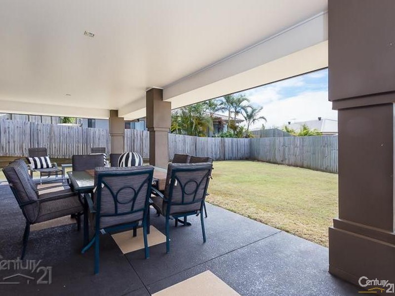 78 Denham Boulevard, Redland Bay QLD 4165