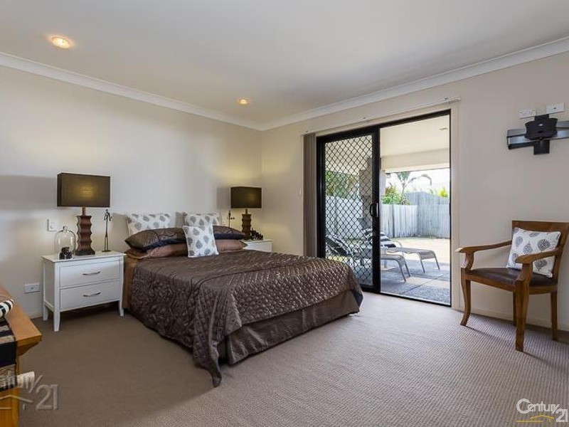 78 Denham Boulevard, Redland Bay QLD 4165