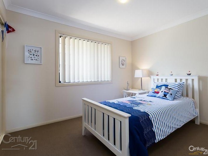 78 Denham Boulevard, Redland Bay QLD 4165