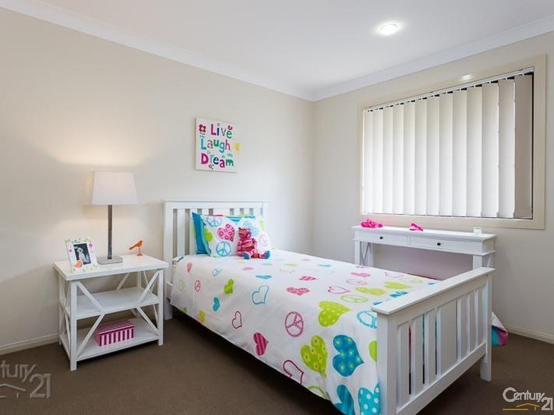 78 Denham Boulevard, Redland Bay QLD 4165