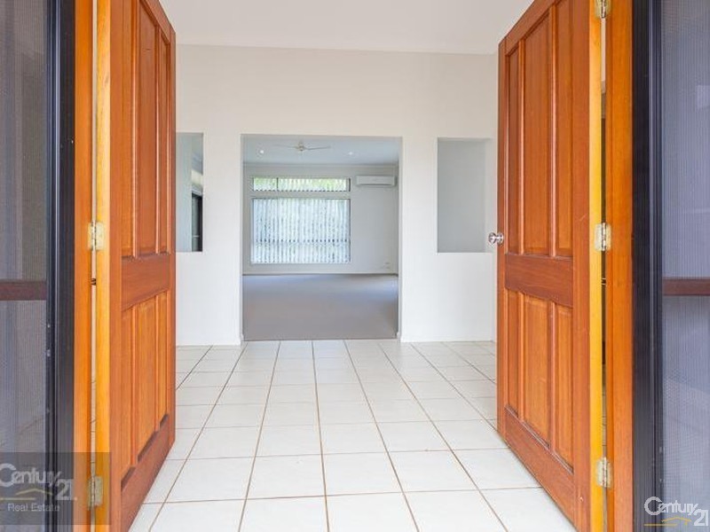 11 Watervale Drive, Redland Bay QLD 4165