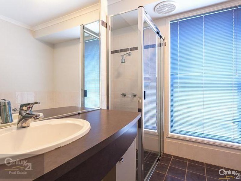 11 Watervale Drive, Redland Bay QLD 4165