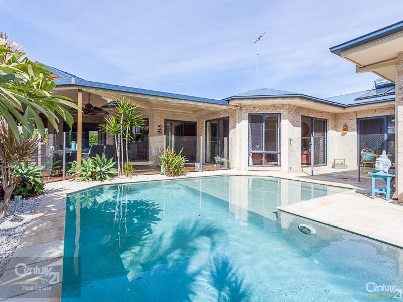 13 St Clair Court, Redland Bay QLD 4165