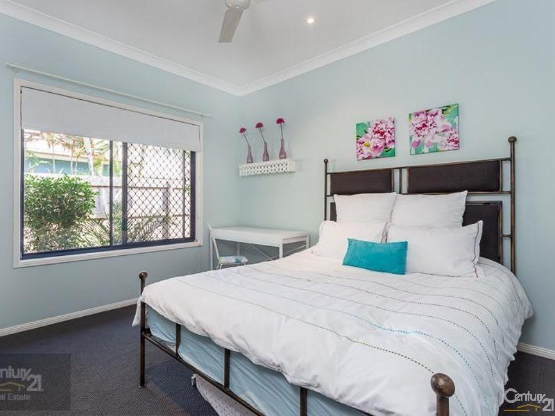 13 St Clair Court, Redland Bay QLD 4165