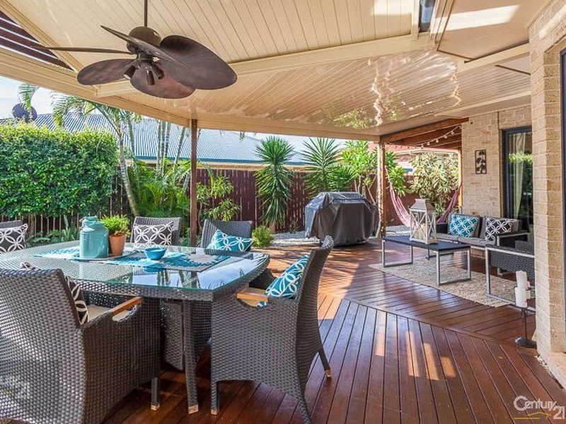 13 St Clair Court, Redland Bay QLD 4165