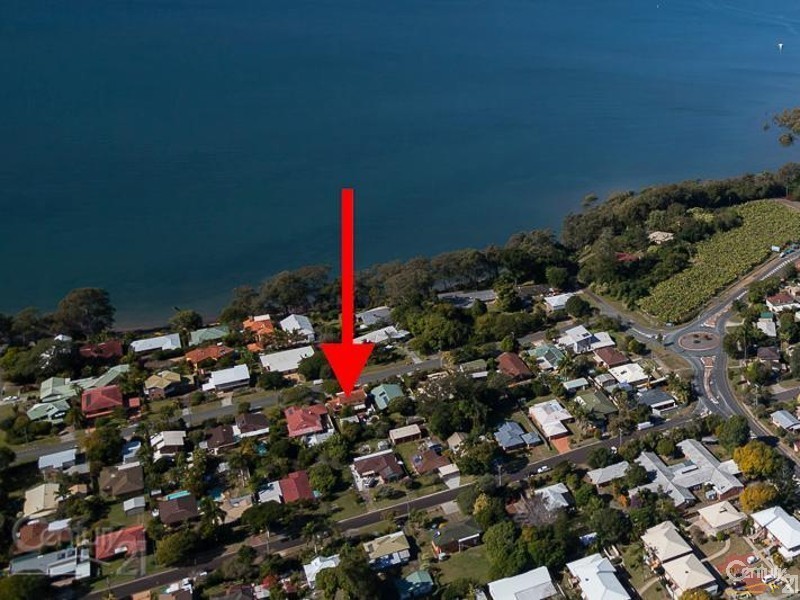 89 Broadwater Terrace, Redland Bay QLD 4165