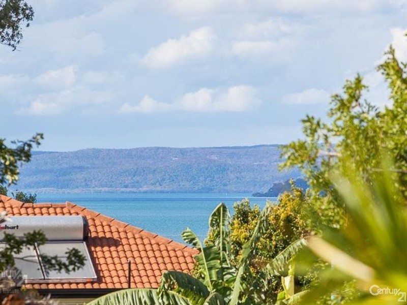 89 Broadwater Terrace, Redland Bay QLD 4165