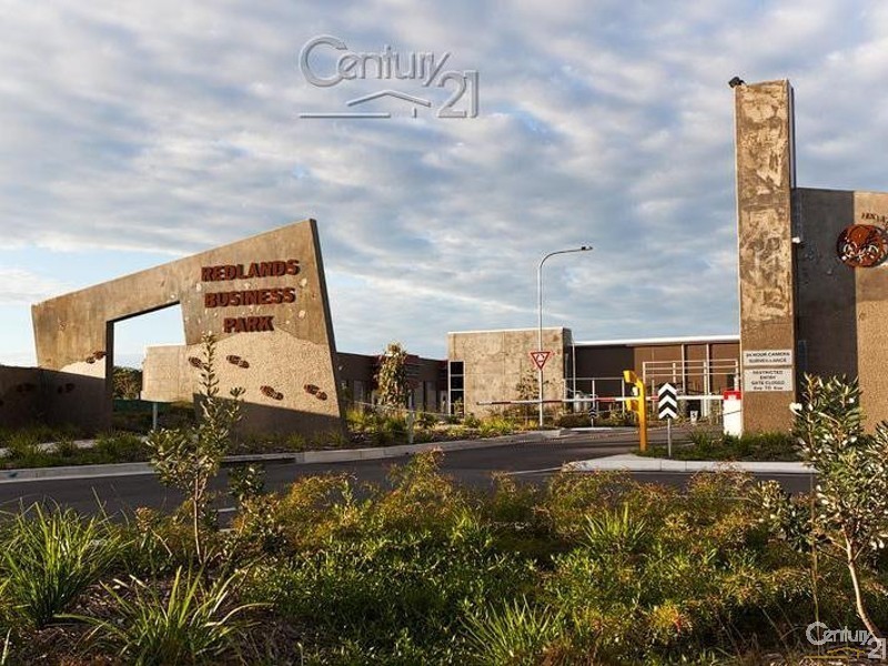 27 Lennox Street, Redland Bay QLD 4165