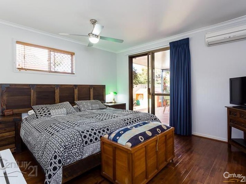 39 Shanahan St, Redland Bay QLD 4165