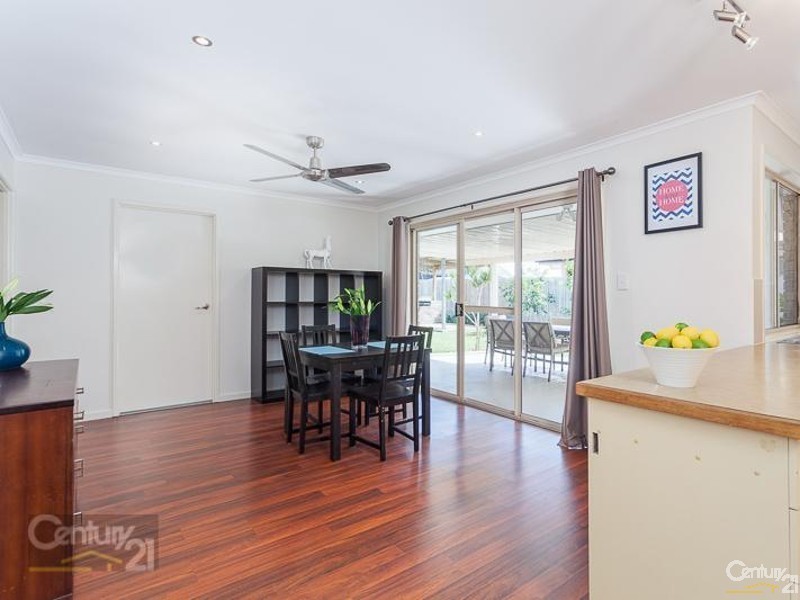 3  Scott Street, Redland Bay QLD 4165