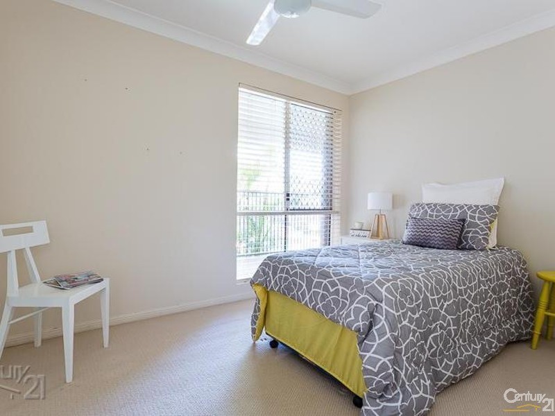 315 Bloomfield St, Cleveland QLD 4163