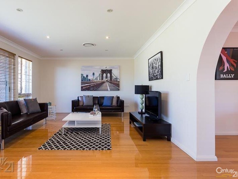 315 Bloomfield St, Cleveland QLD 4163