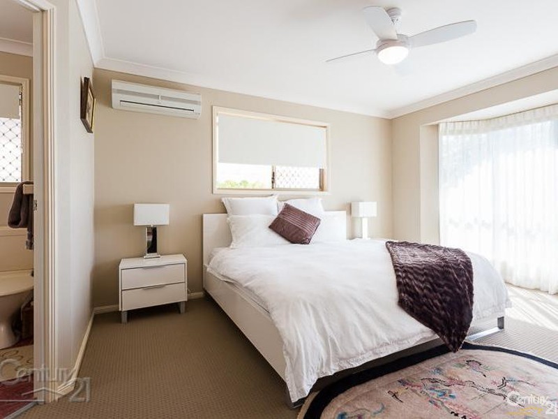 15 Newlands Street, Redland Bay QLD 4165