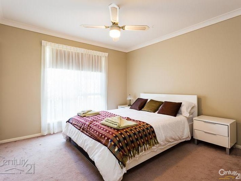 15 Newlands Street, Redland Bay QLD 4165