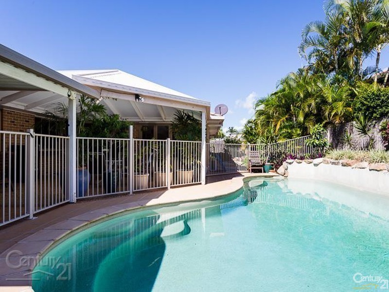 15 Newlands Street, Redland Bay QLD 4165