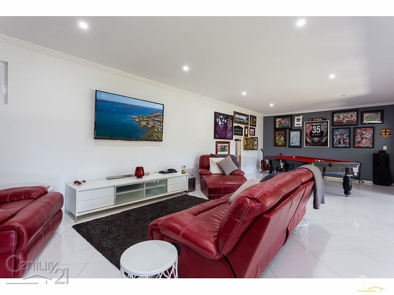 31 Magnetic Place, Redland Bay QLD 4165
