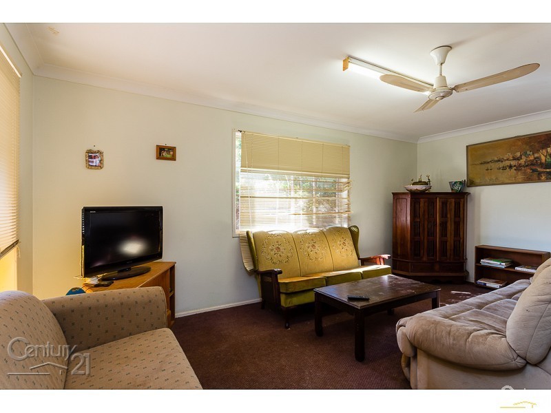 126 Cane St, Redland Bay QLD 4165