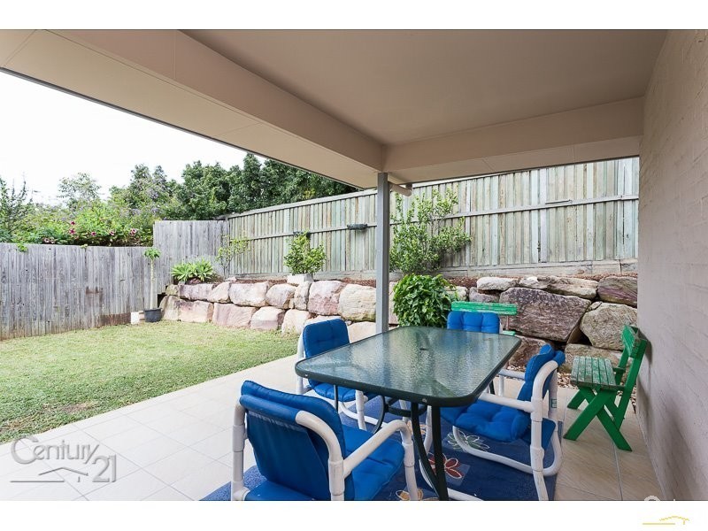 4 St Bees Close, Redland Bay QLD 4165