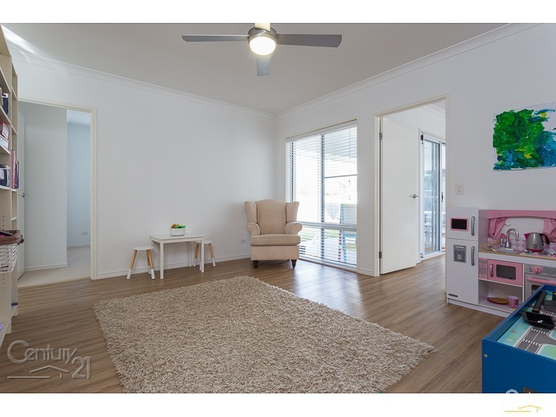 6 Acer Place Redland Bay, Redland Bay QLD 4165