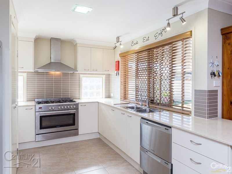 53a School rd, Victoria Point QLD 4165