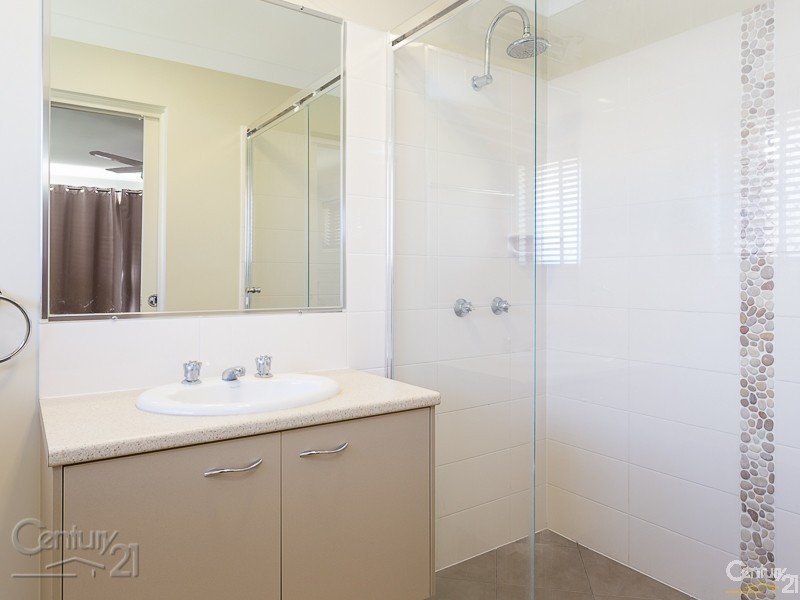 53a School rd, Victoria Point QLD 4165