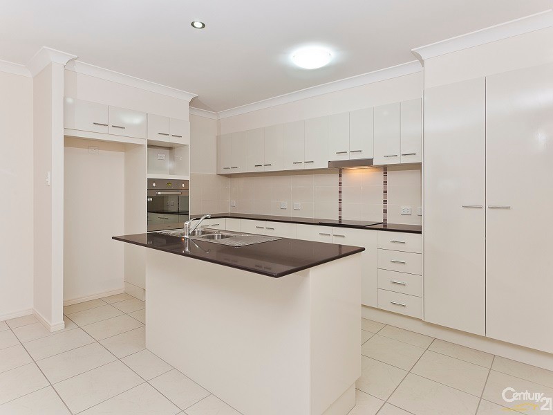 1/1 Lois Place, Redland Bay QLD 4165