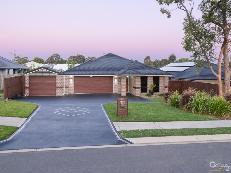 28 Unwin rd North, Redland Bay QLD 4165