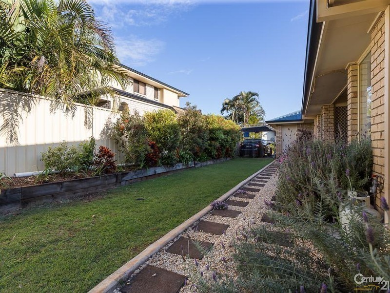 3 Seagrass Place, Redland Bay QLD 4165